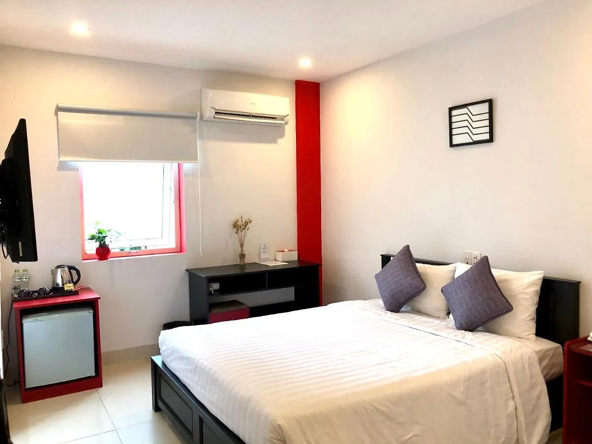 Monsieur Diesel Hotel Danang
